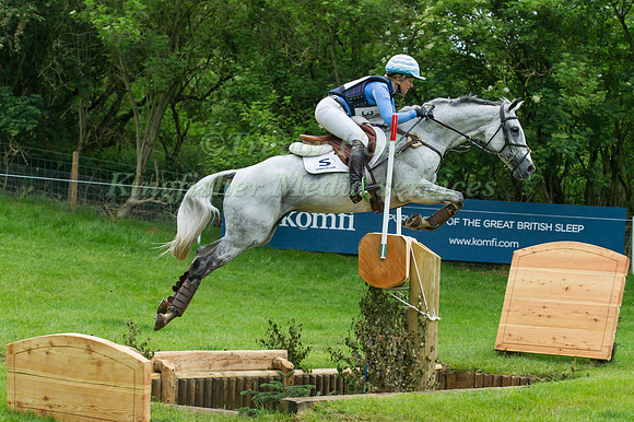 Jonelle  Price (NZL) riding Faerie Dianimo