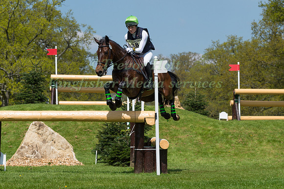 DANIELLE DUNN  (GBR) RIDING  ZOCARLA BLH