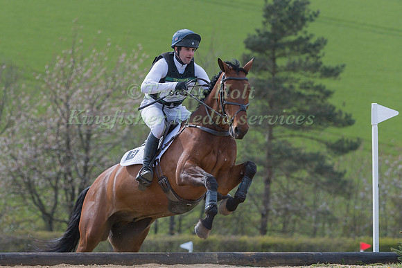BEN WAY RIDING ANNSFORT SIMBA