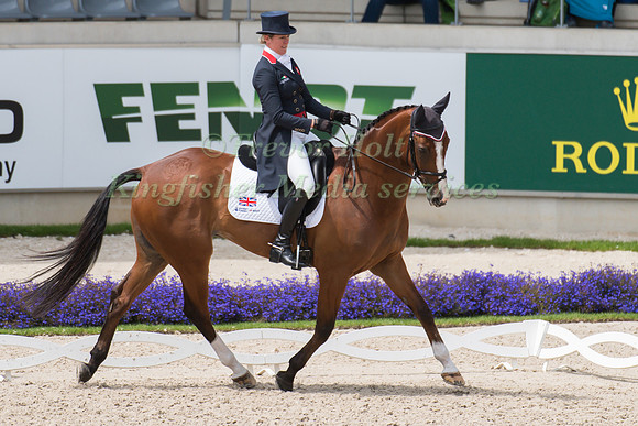 Nicola Wilson (GBR) and One Two Many