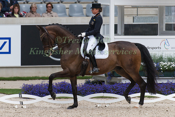 Dorothee Schneider (GER) and Santiago 221 taking part in the Prize of VUV - Vereinigte Unternehmerverbände Aachen Prix St. Georges CDI4*