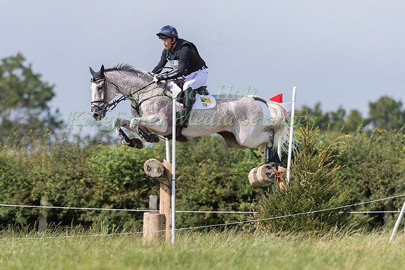 OLIVER TOWNEND RIDING  BALLAGHMOR CLASS