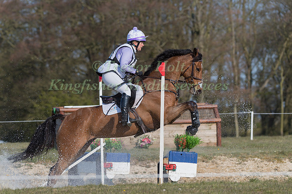 GEMMA TATTERSALL RIDING SANTIAGO BAY
