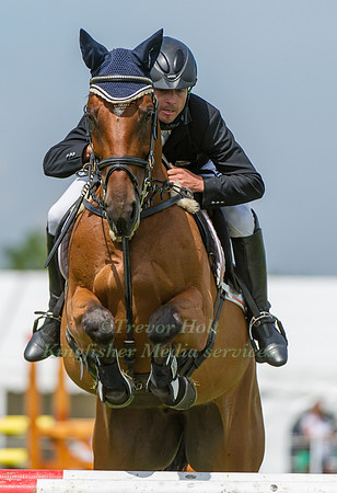 Ben Hobday and Its Just Jazz