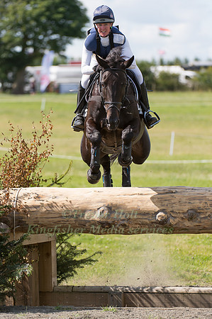 Nicola Wilson (GBR) riding Annie Clover