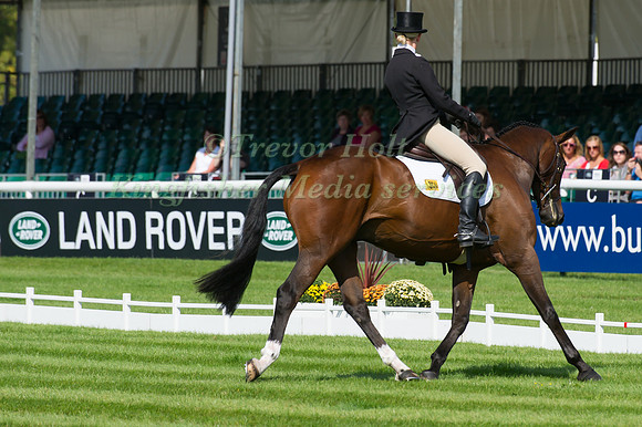 Lauren Shannon and Zero Flight