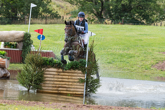 KATIE RUCKER RIDING  SPRING PANORAMA