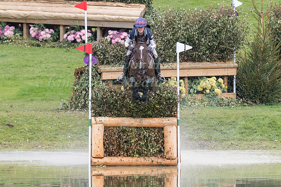 LYDIA HANNON (GBR) RIDING MY ROYAL TOUCH