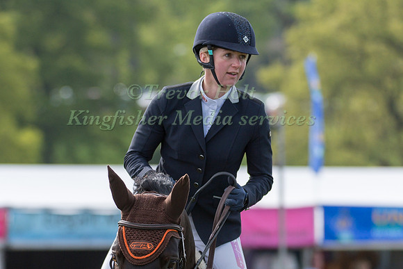 HANNAH BATE (GBR) AND BARONES II