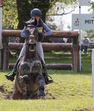 ROSALIND CANTER  (GBR) RIDING  ALLSTAR B