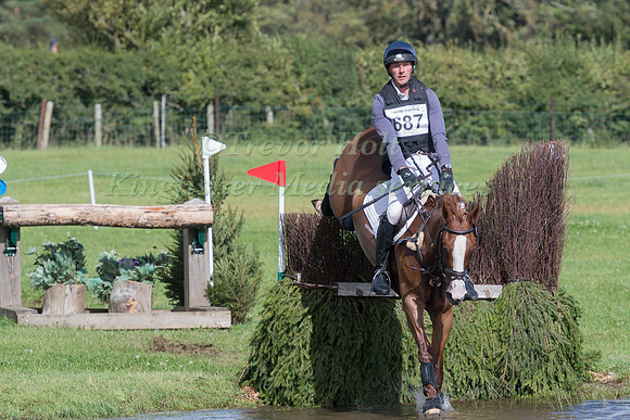 MATT HECKING RIDING  HARLE BELLE