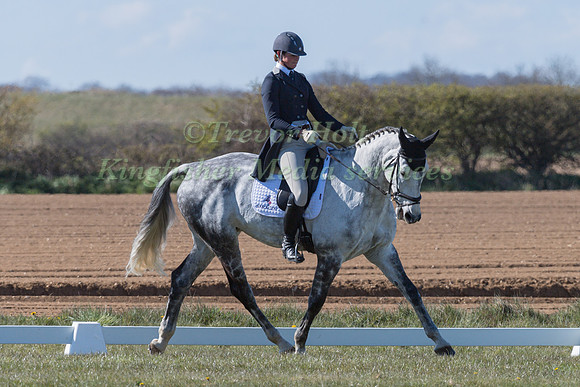 SOPHIE JENMAN RIDING LORDANA VH LEYSEHOF Z