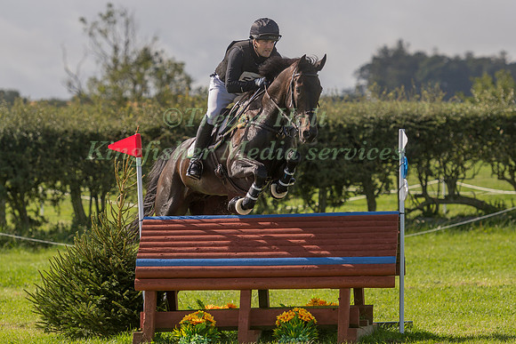 MARK FORD RIDING  MINTRIDGE LARKSPUR