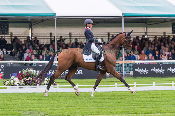 ROS CANTER AND IZILOT DHI (GBR)