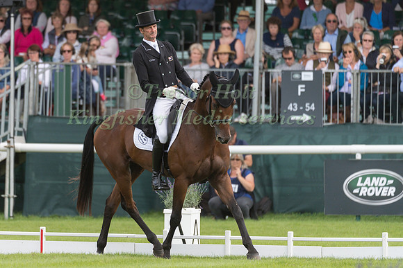 Mark  Todd (NZL) and Leonidas II