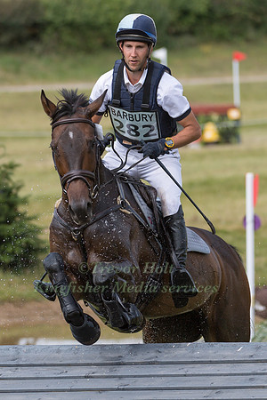 ARTHUR  DUFFORT (FRA) AND OAKLANDS FIRST TIME