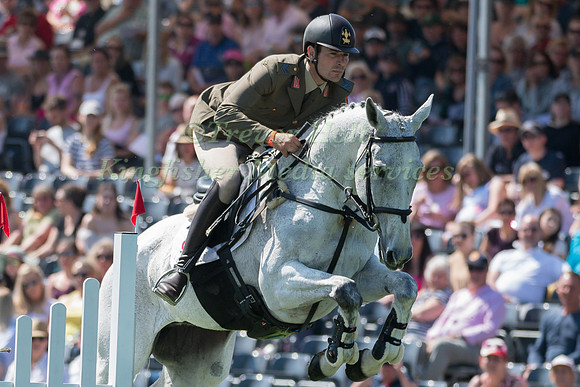 GIOVANNI UGOLOTTI (ITA) RIDING  CULT REWIND