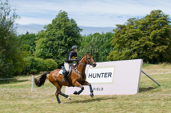 Sarah Barden (GBR) riding Aztec Exclusive