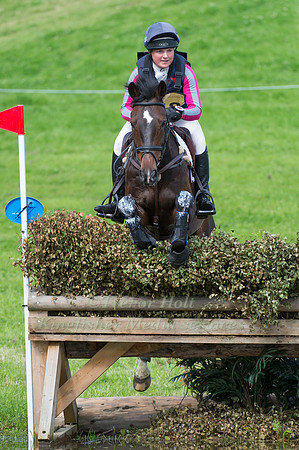 Emily Parker riding Harelaw Wizard
