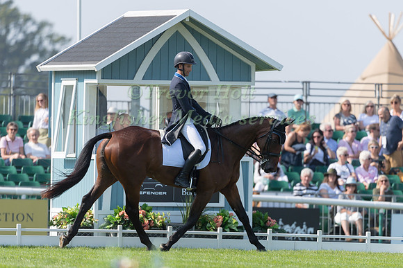 ANDREW MCCONNON AND WAKITA 54 (USA)