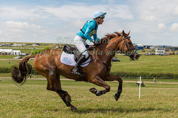 IZZY TAYLOR (GBR) AND ARTFUL TRINITY