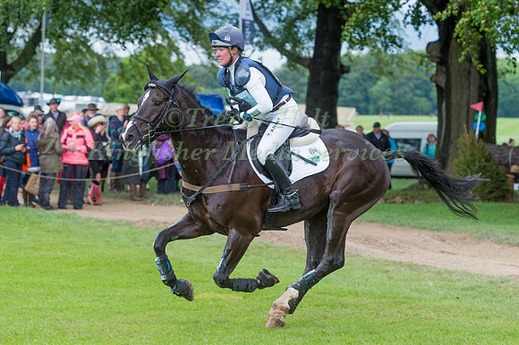 NICOLA WILSON (GBR) AND YACABO BK