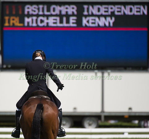 Michelle Kenny riding Asilmar Independence