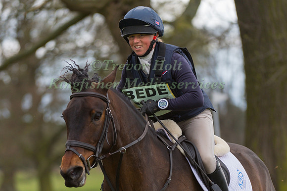 ROSALIND CANTER  RIDING  SPRING AMBITION