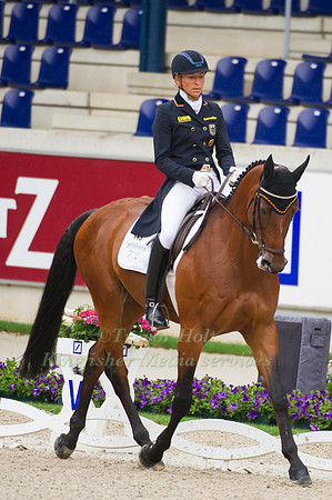 Ingrid Klimke and Hale Bob 3