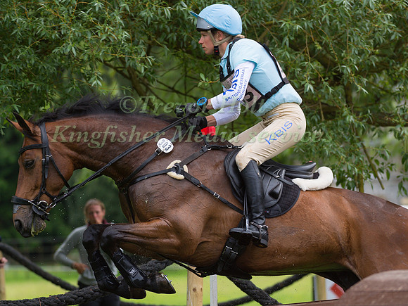 IZZY TAYLOR (GBR) RIDING CALL ME MAGGIE MAY TAKING PART IN THE CROSS COUNTRY PHASE OF THE CICO THREE STAR AT THE 2017 HOUGHTON INTERNATIONAL HORSE TRIALS