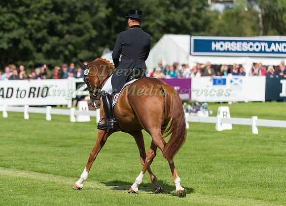 Michael Jung of Germany riding Fischer Takinou