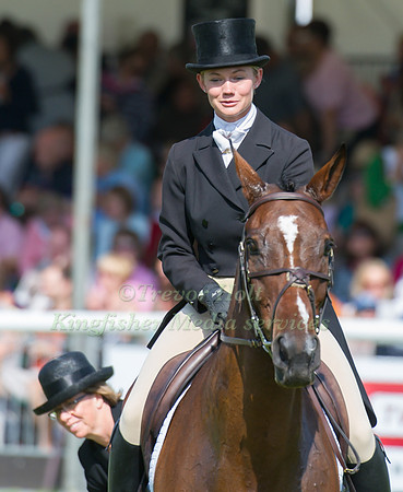 Lauren Shannon and Zero Flight