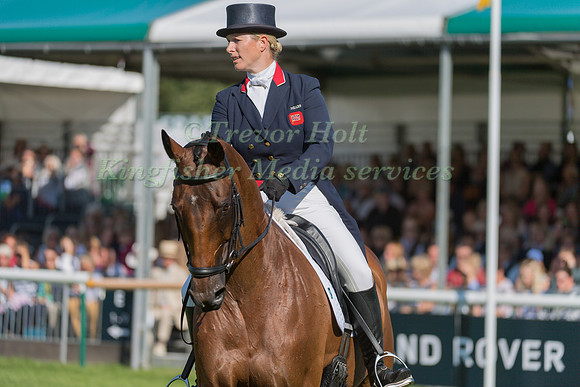 Zara Tindall (GBR) and High Kingdom