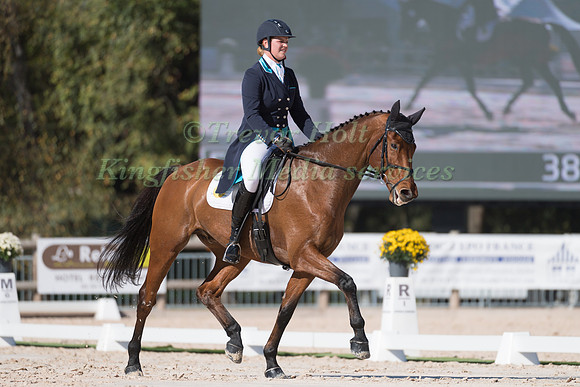 SARAH HOLMES (GBR) AND GREENVALE CORIADO