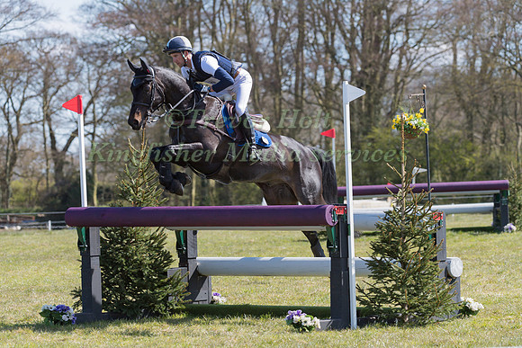 ARTHUR DUFFORT RIDING ARKOS LAD