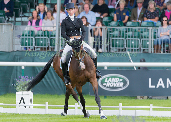 Georgie Spence (GBR) and Wii Limbo