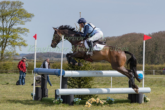 YASMIN INGHAM RIDING SANDMAN 7