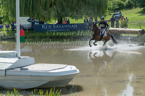 JAMES AVERY (NZL) AND ZAZU