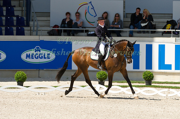 Malin Petersen and Piccadilly Z