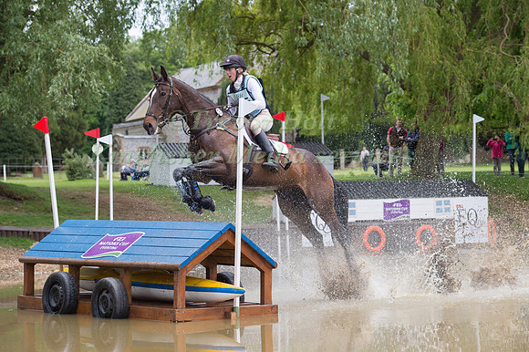Katie  Barber (GBR)  riding Woodfield Ria