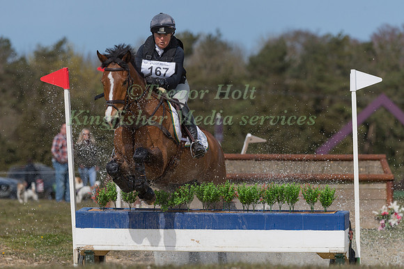 PIPPA FUNNELL RIDING MAJAS HOPE