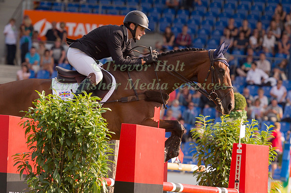 ALEXANDER BRAGG (GBR) AND ZAGREB