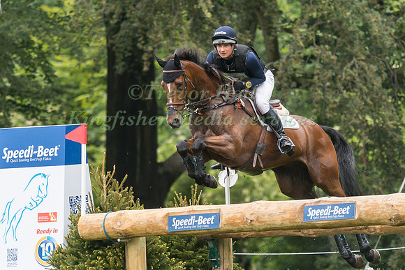 JAMES  AVERY (NZL) AND MR SNEEZY