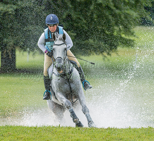 KITTY KING (GBR) AND VENDREDI BIATS