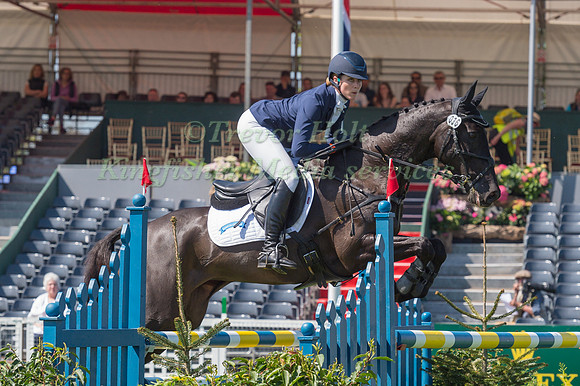 LYDIA HANNON (GBR) RIDING  MY ROYAL TOUCH