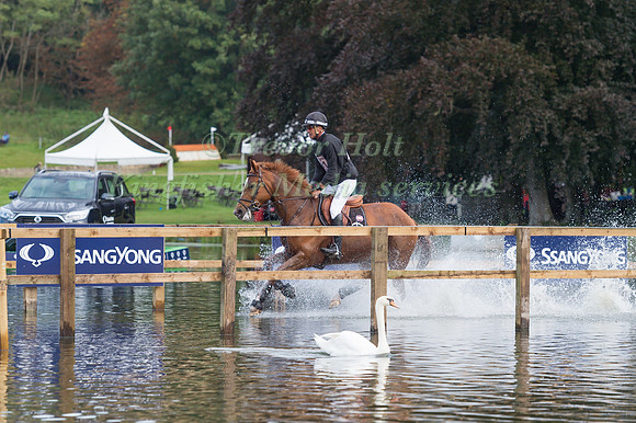 ANDREW NICHOLSON (NZL) RIDING URMA BK