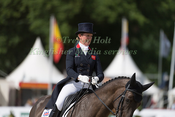 NICOLA WILSON (GBR) AND BULANA