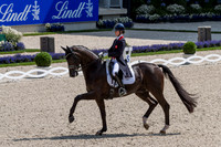 Charlotte Fry (GBR) and Dark Legend