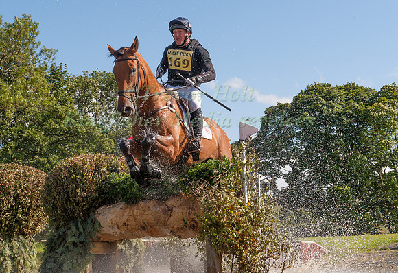 Oliver Townend (GBR) riding Cooley SRS