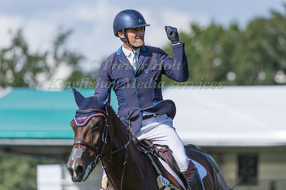 ALEXANDER BRAGG AND QUINDIVA (GBR)